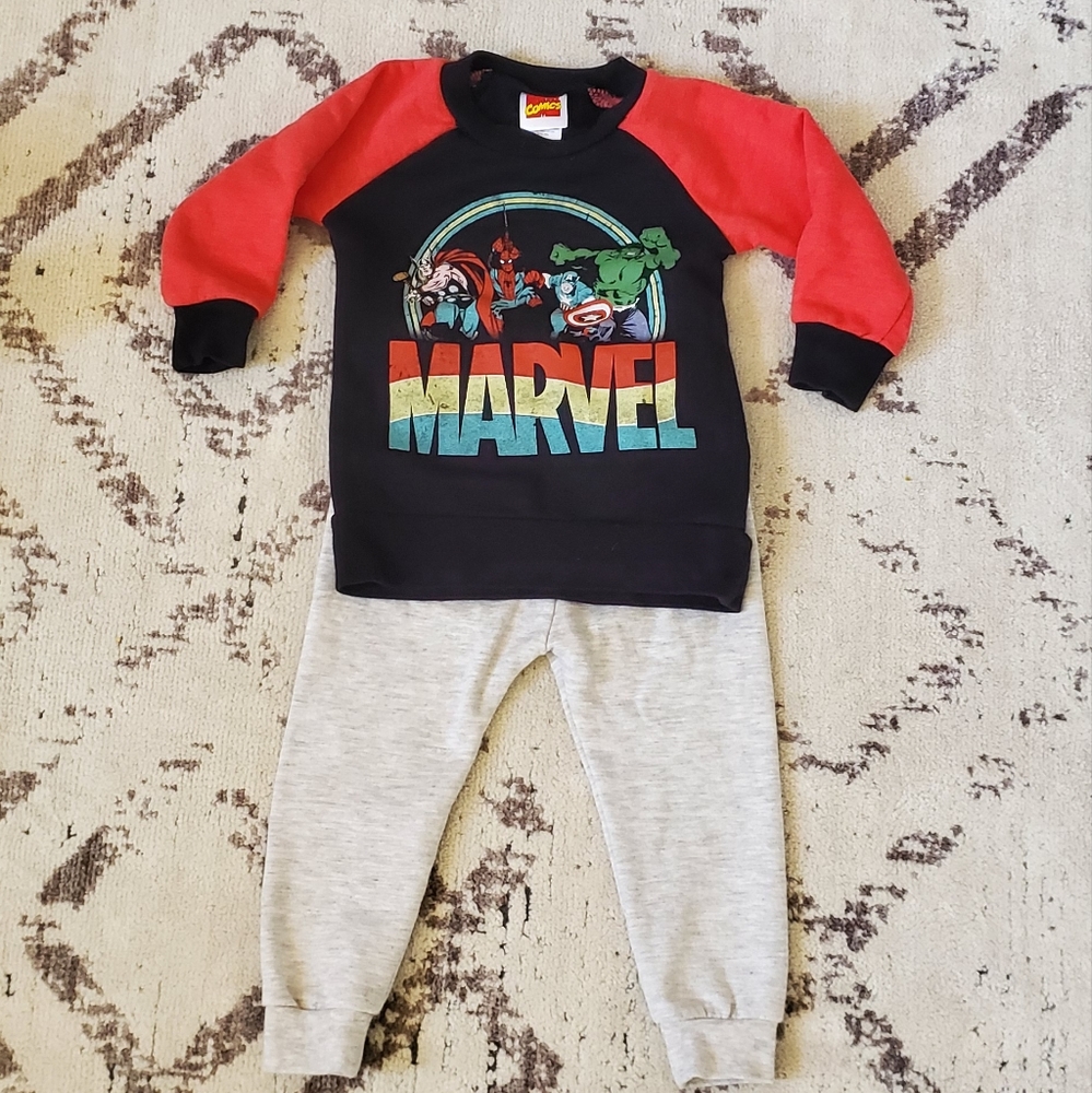 Marvel Top and JoggerSet